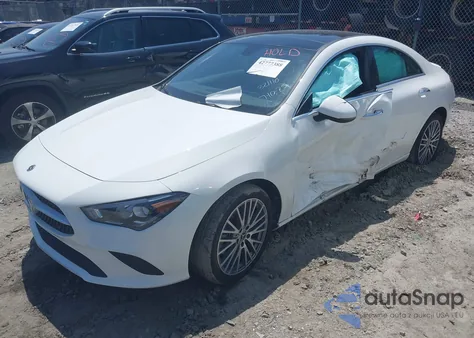 2022 Mercedes-Benz Cla 250 Coupe 4Matic z USA, uszkodzony, nr VIN W1K5J4HBXNN321110